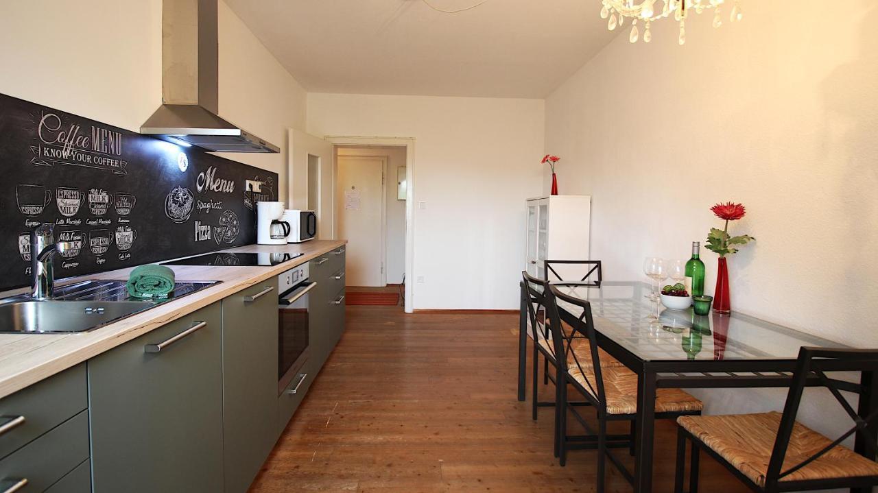 Zentrale Stadtwohnung - Direkt Am Main, Park-Ausblick Βίρτσμπουργκ Εξωτερικό φωτογραφία